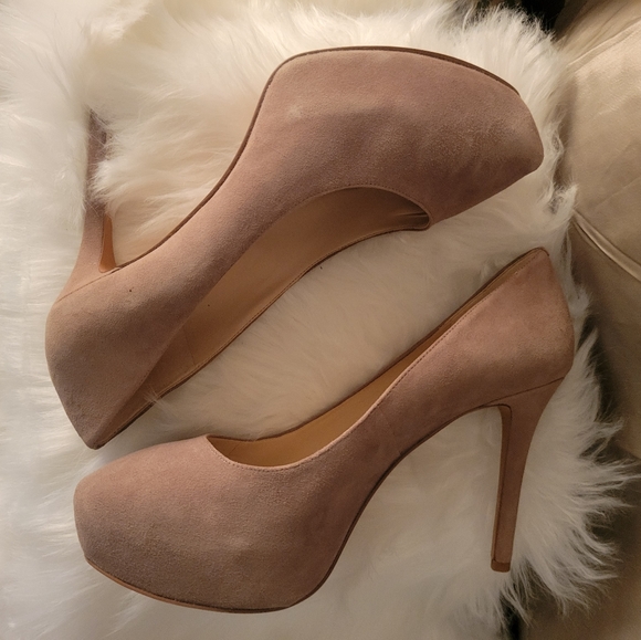 Pumps - Picture 4 of 4